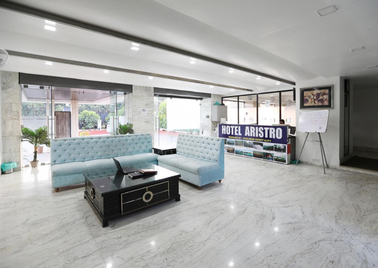 Hotel Aristro Lonavala Buitenkant foto