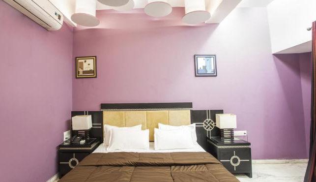 Hotel Aristro Lonavala Buitenkant foto